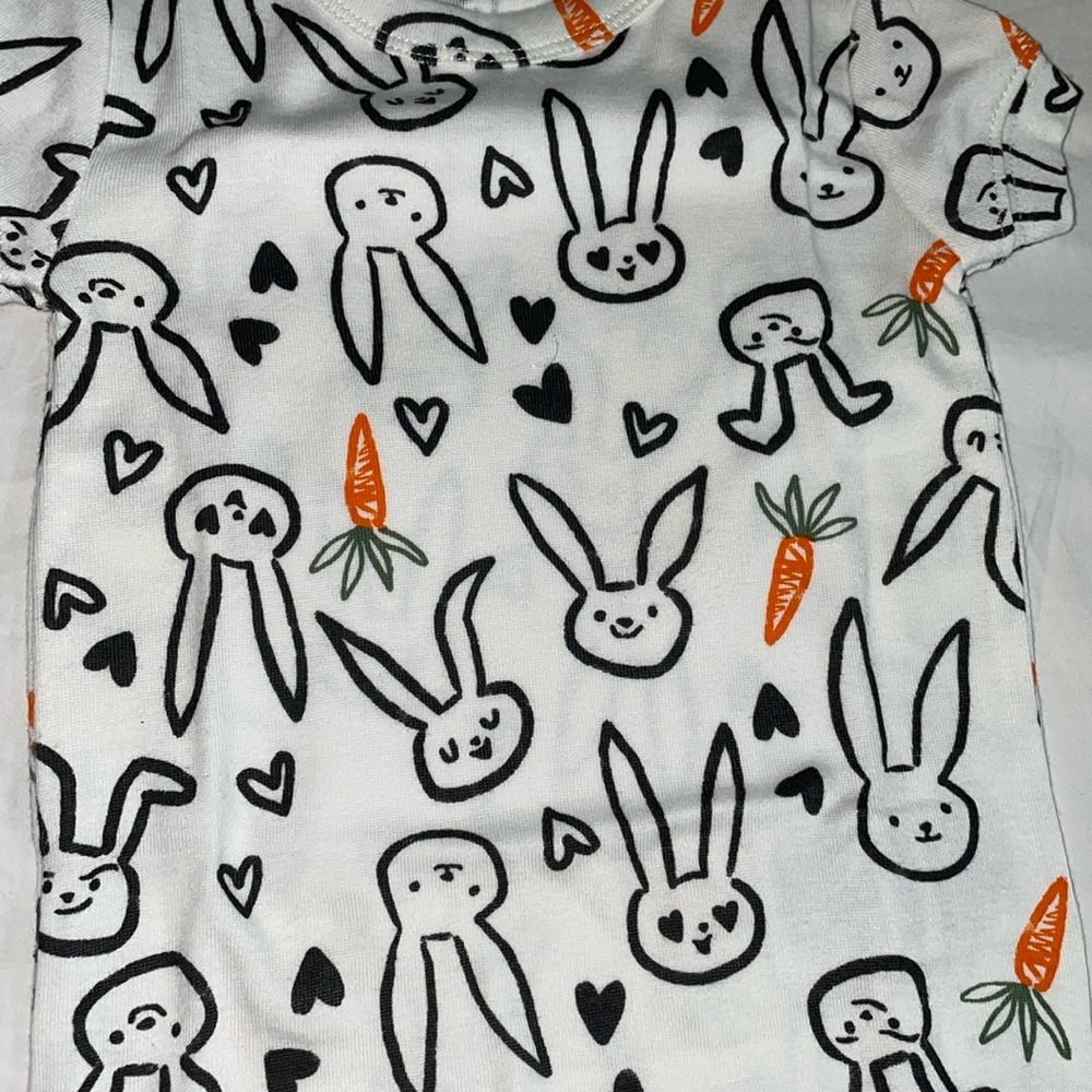 GAP Baby PJ Rabbit carrots short sleeve shirt organic cotton snug 6-12 months - Picture 7 of 8